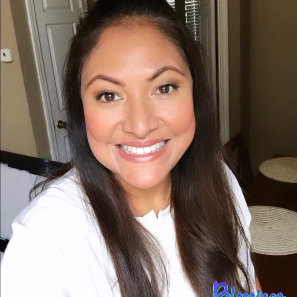 Meet your Posher, Lorena